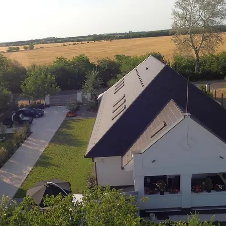 Apartment Foeldi Paradicsom Vendeghaz Hajduszoboszlo