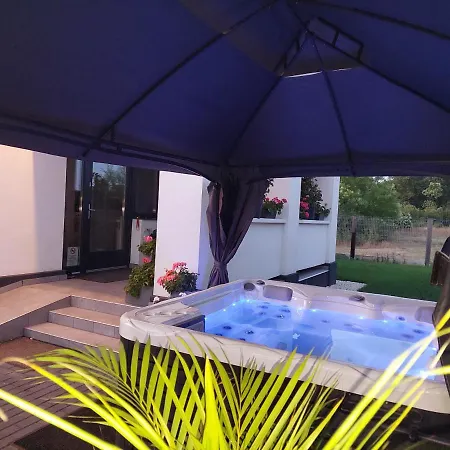 Apartamento Földi Paradicsom Hajdúszoboszló