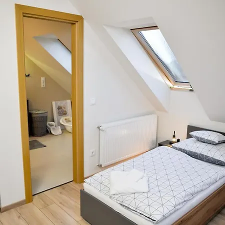 Foeldi Paradicsom Vendeghaz Apartment