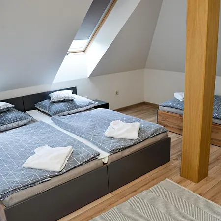 Apartment Foeldi Paradicsom Vendeghaz *